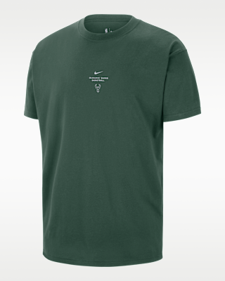 Milwaukee Bucks Nike Club Men's T-Shirt. Nike.com